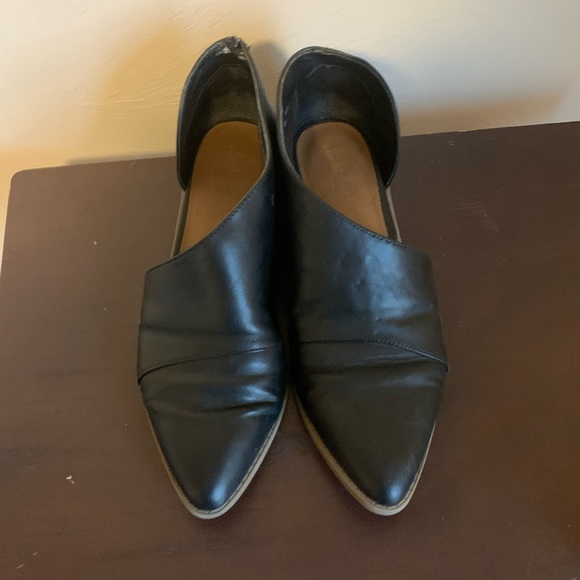 Black flats - Picture 2 of 3